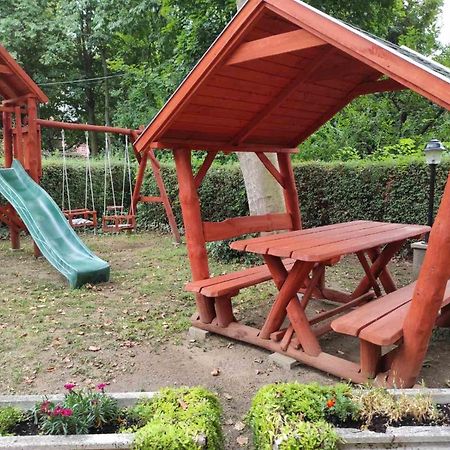 Willa Balatonszemesi Nyaralohaz Zewnętrze zdjęcie
